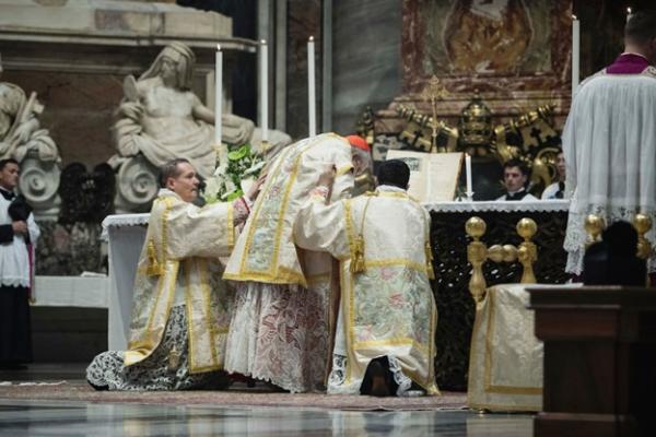 Sự Trở Lại Của Nghi Lễ Tridentine Tại Vương Cung Thánh Đường Thánh Phêrô